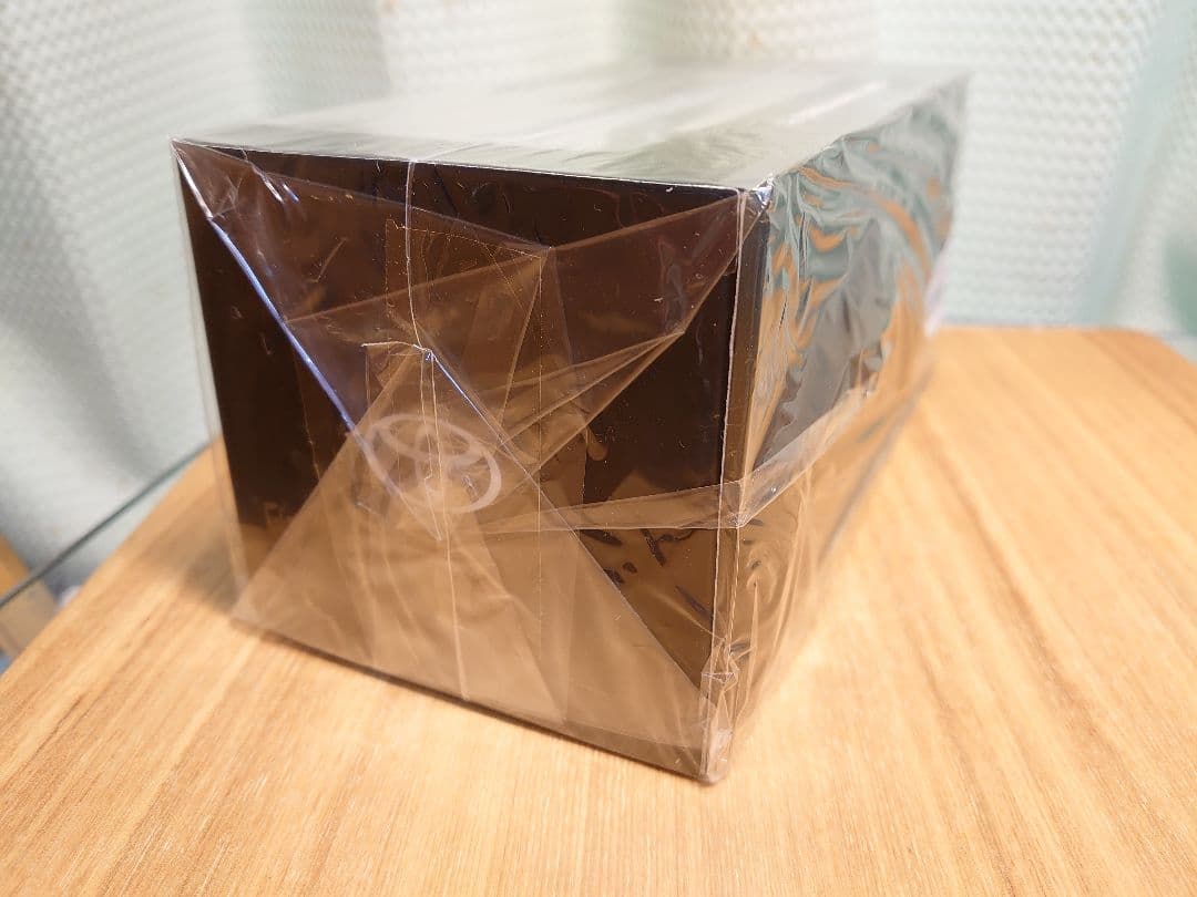 美品【新品】ハリアー　ホワイトパール　ミニカー　カラーサンプル