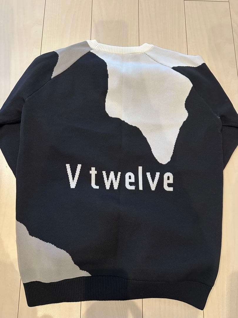V twelve カモフラ　アウター