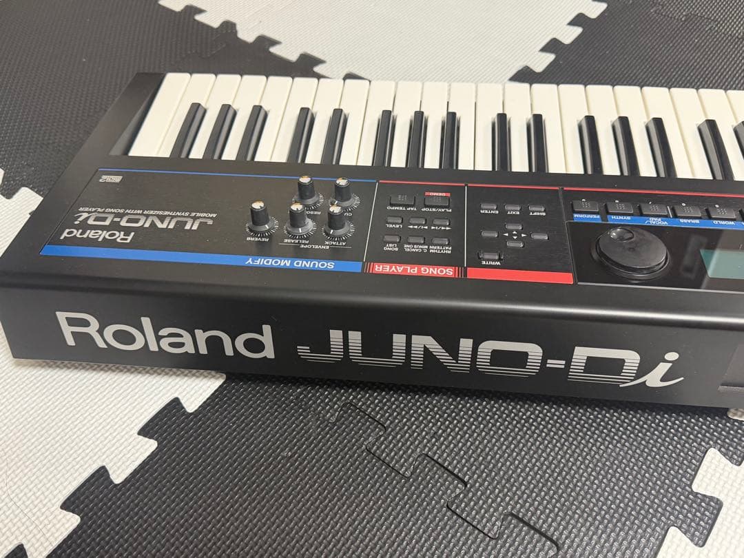 Roland JUNO-DI モバイルシンセサイザー