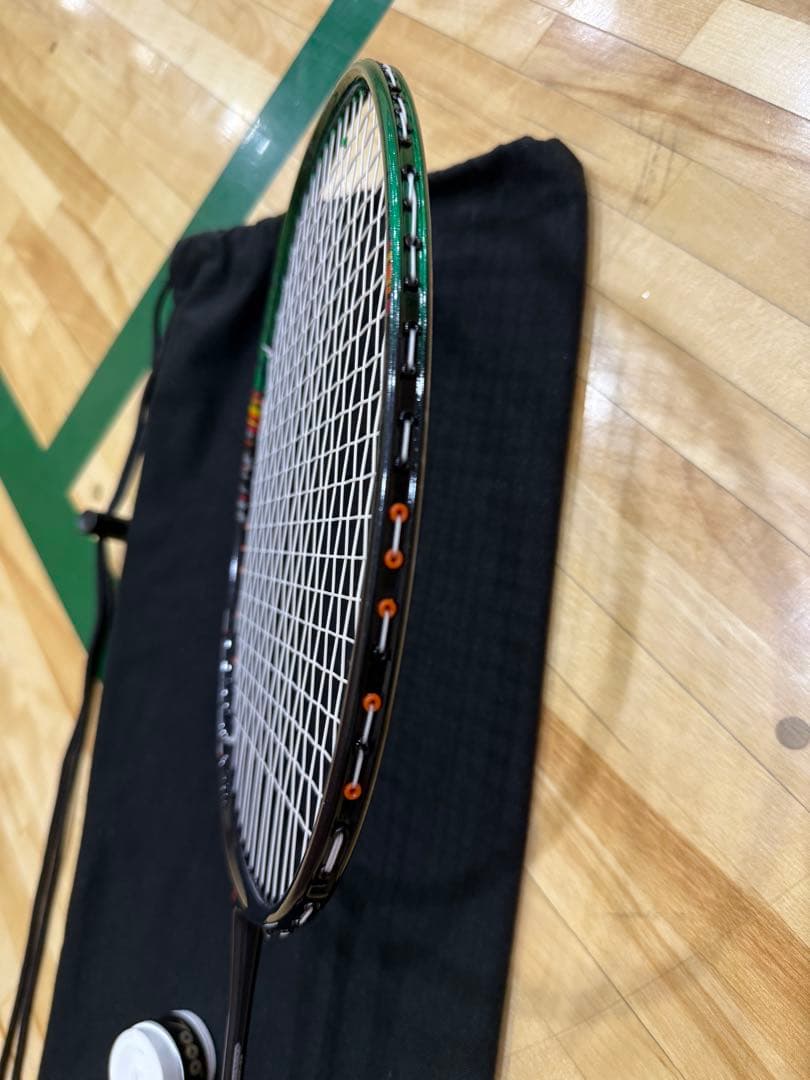 YONEX アストロクス99 プロ 4UG5 バドミントンラケット ケース付き