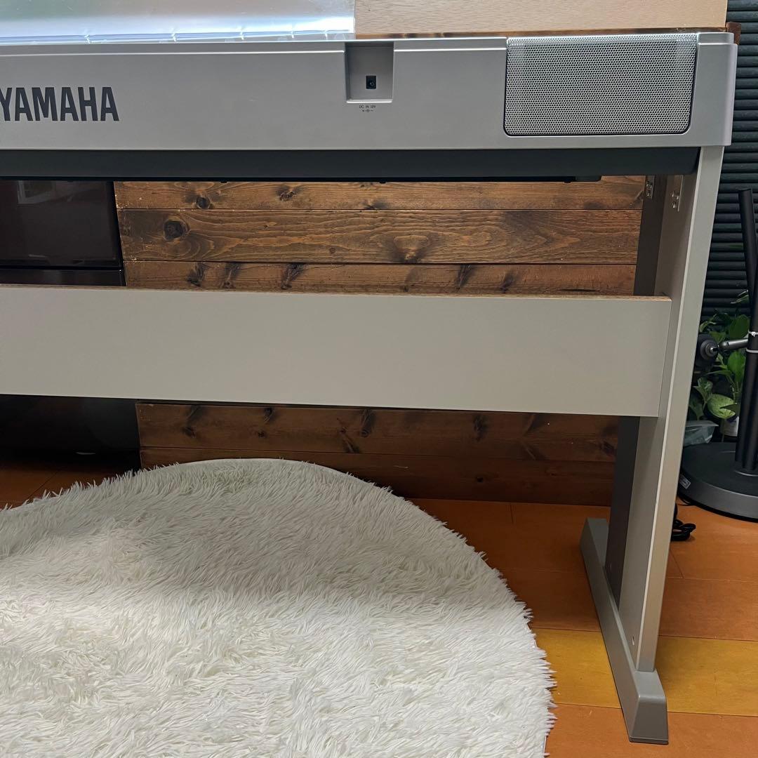 【付属品完備】YAMAHA 電子ピアノ P-70 88鍵盤 スタンド付き