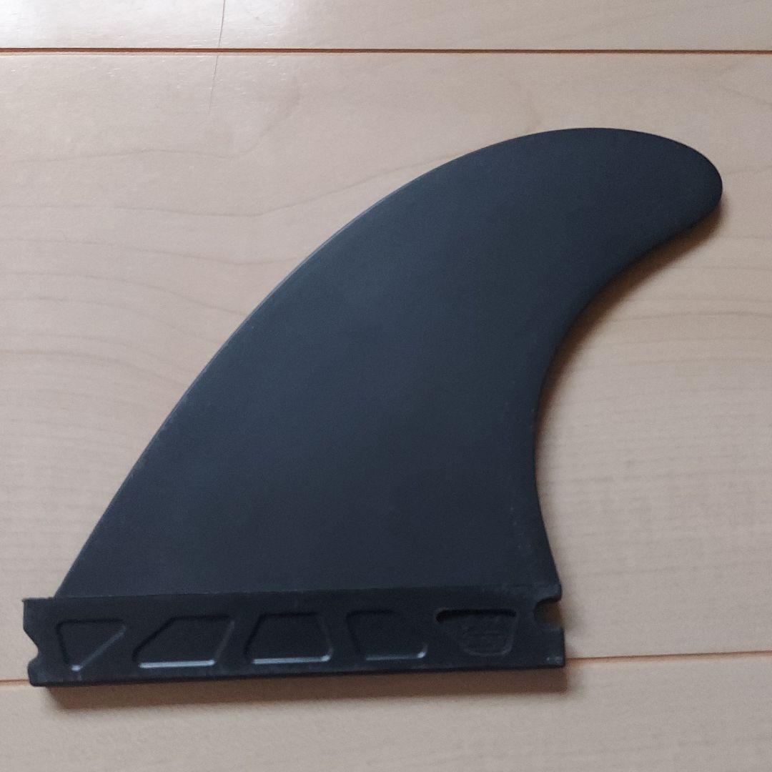 Futures Fin Alpha F4 Red　スモール