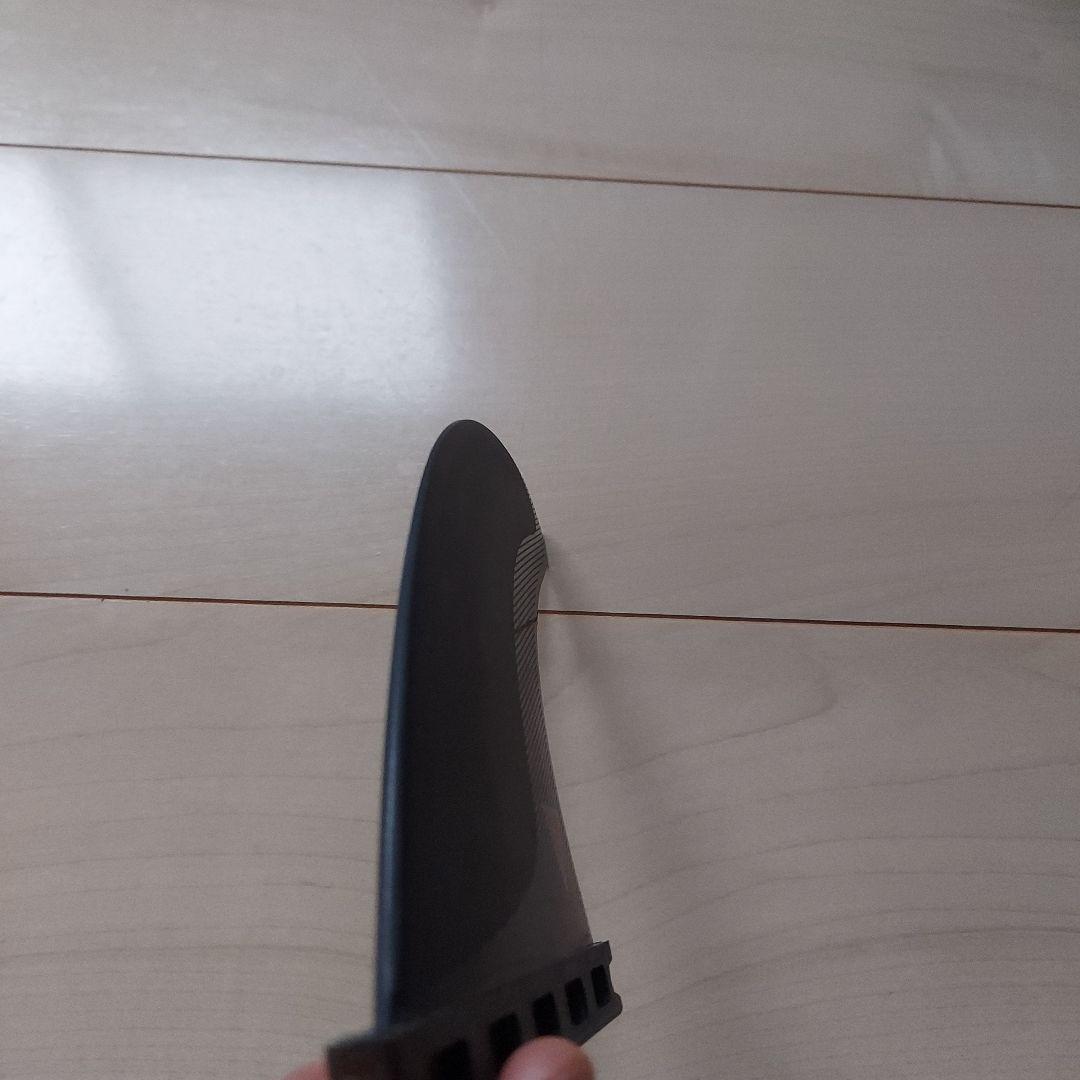 Futures Fin Alpha F4 Red　スモール