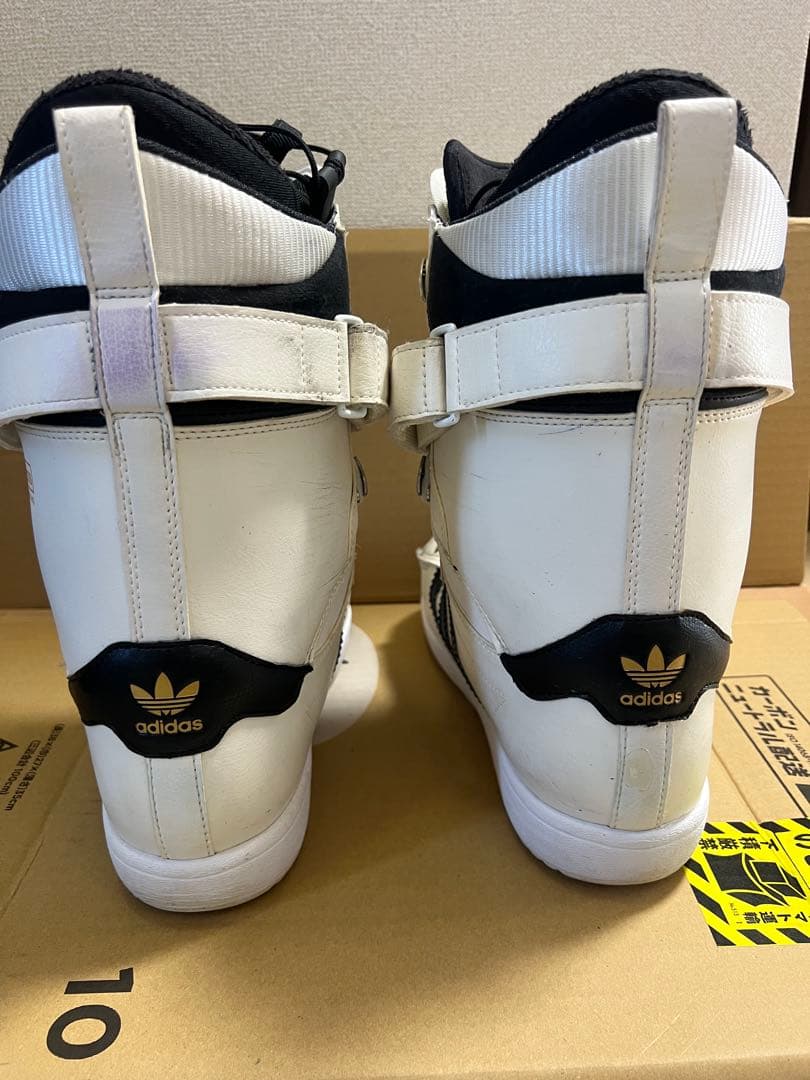 adidas スノーボードブーツ ホワイト/ブラック