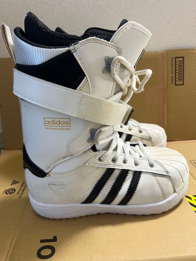 adidas スノーボードブーツ ホワイト/ブラック
