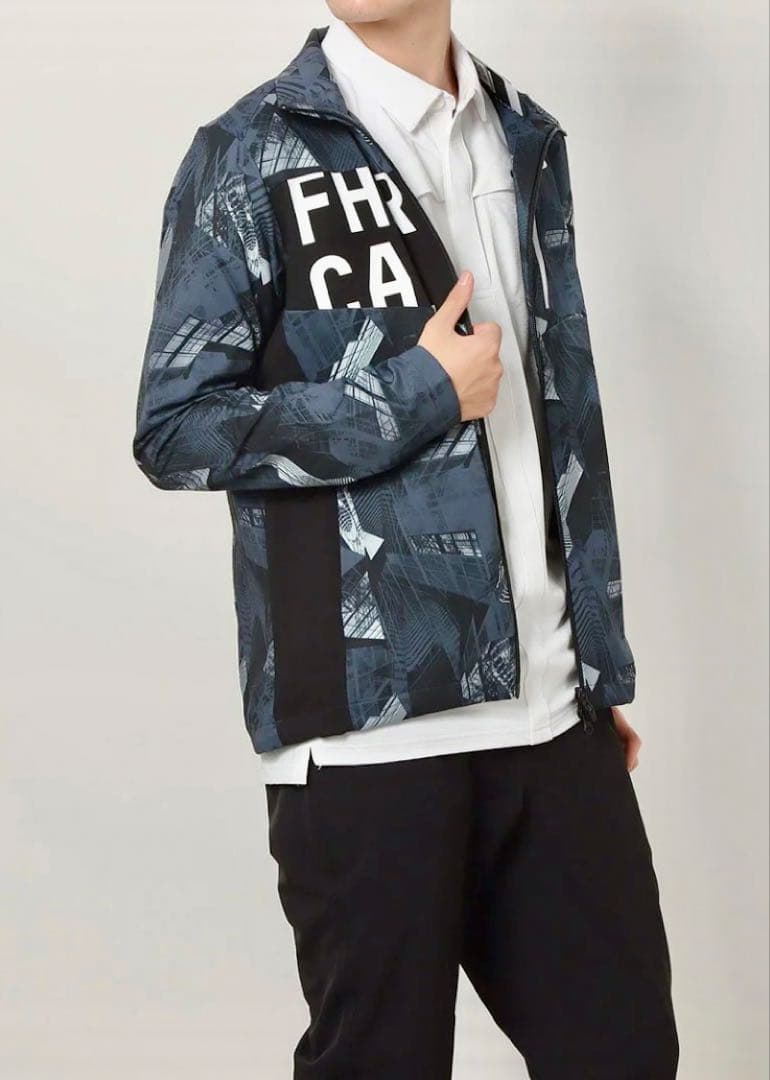 美品　オークリー(OAKLEY)ウインドブレーカー ストレッチ軽量 Mサイズ