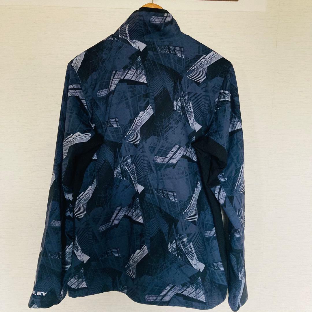 美品　オークリー(OAKLEY)ウインドブレーカー ストレッチ軽量 Mサイズ