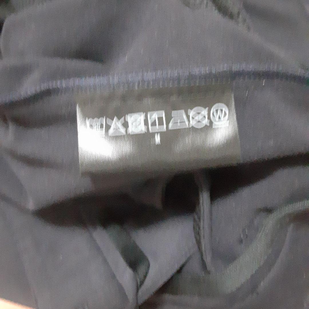 美品　TFW49 ロゴ入り スリムフィットパンツ 黒