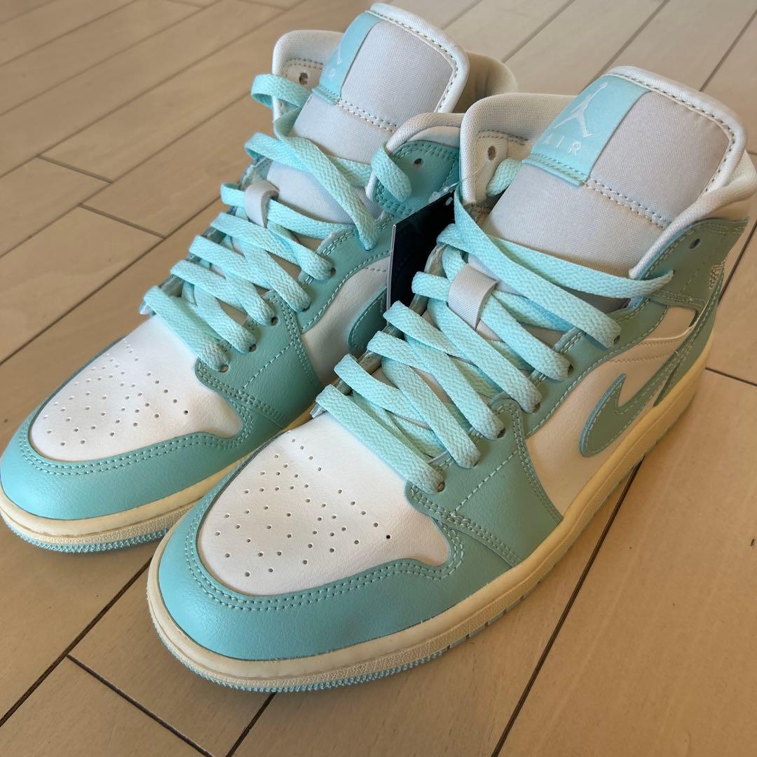 新品未使用品Air Jordan ミッドカット シューズ ミントグリーン