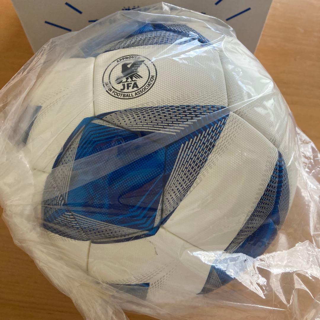 moltenサッカーボール F4A5000　4号 未使用品