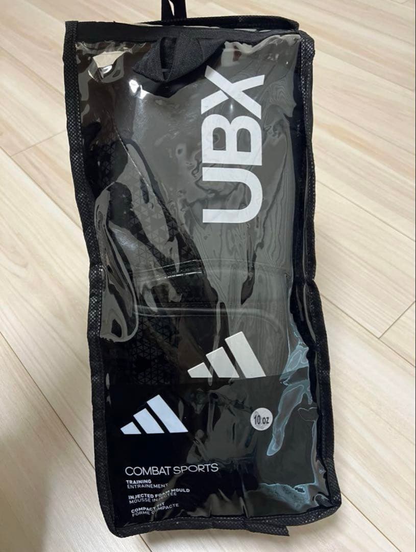 UBX × adidas ボクシンググローブ 収納ケース付き