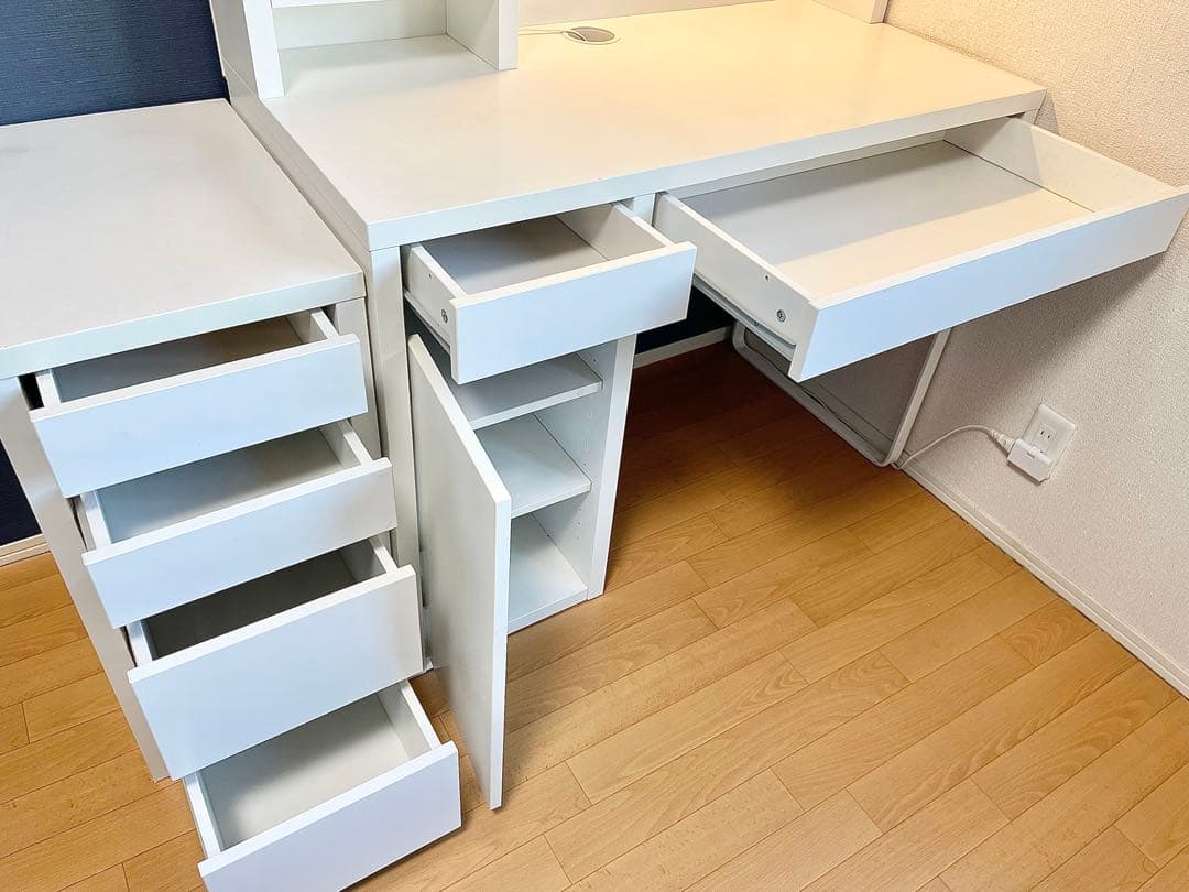 【直接引き取り限定】入学準備に♪IKEA✴︎学習机 ✴︎限定セット！！
