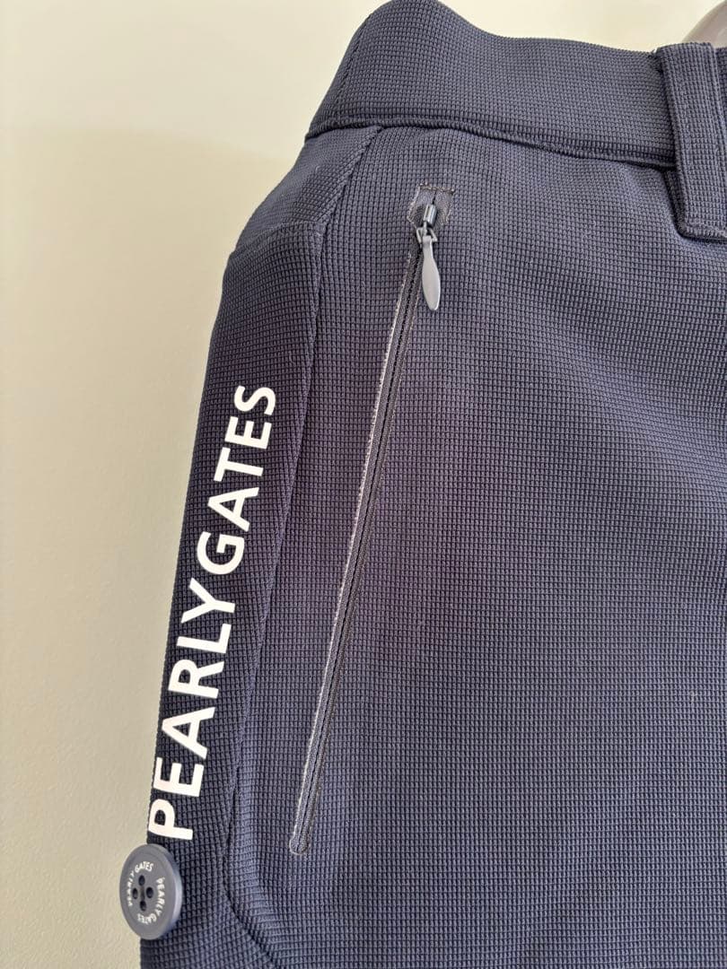 お値下げしました。PEARLY GATES フィットパンツ ネイビー