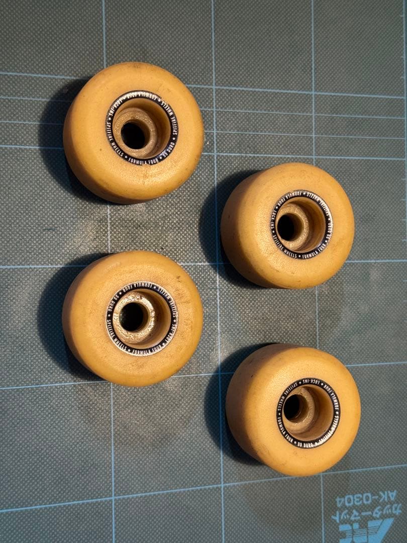 スピットファイヤ ウィール F4 ロックインズ 55mm