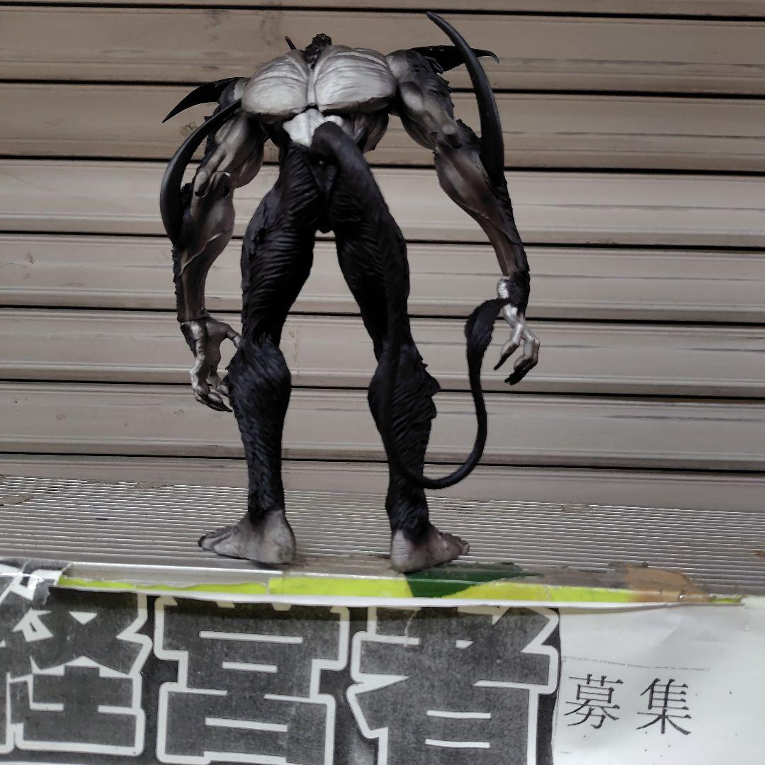 デビルマンフィギュア 約30cm 黒と灰色