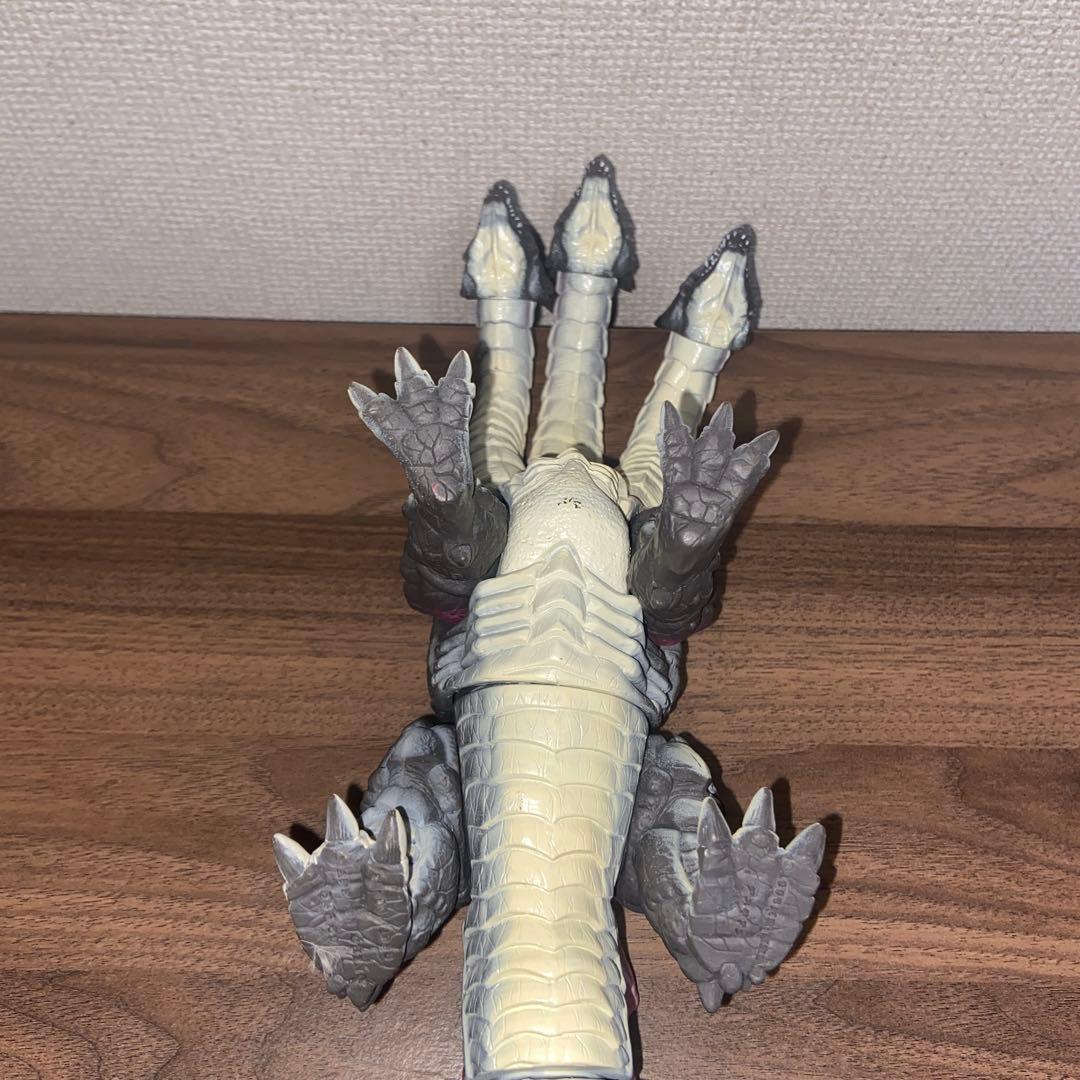 デスギドラ
