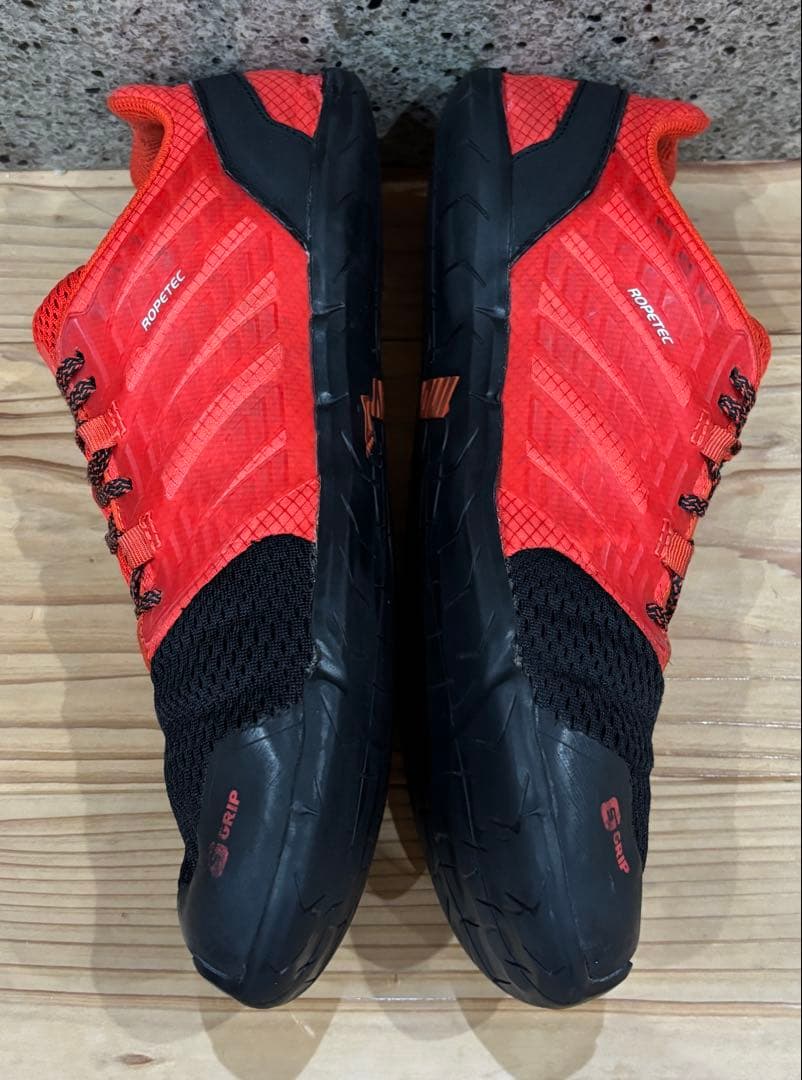 INOV-8 bare-xf 210 inov8 イノヴェイト　トレーニング