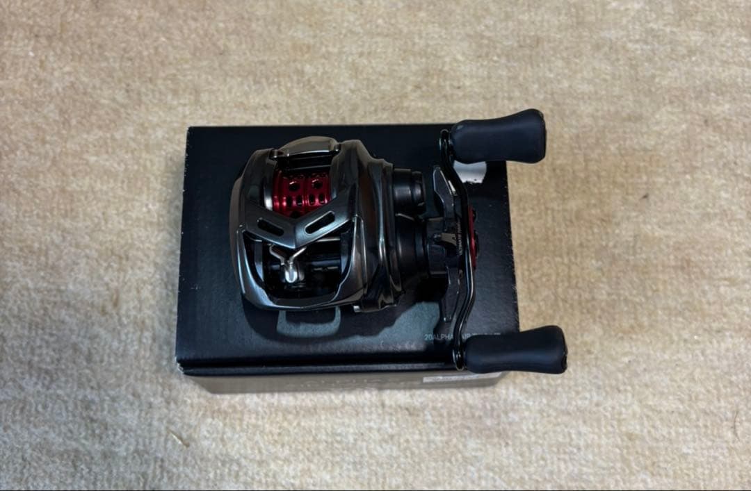 【美品】ダイワ　アルファスAIR TW 8.6L