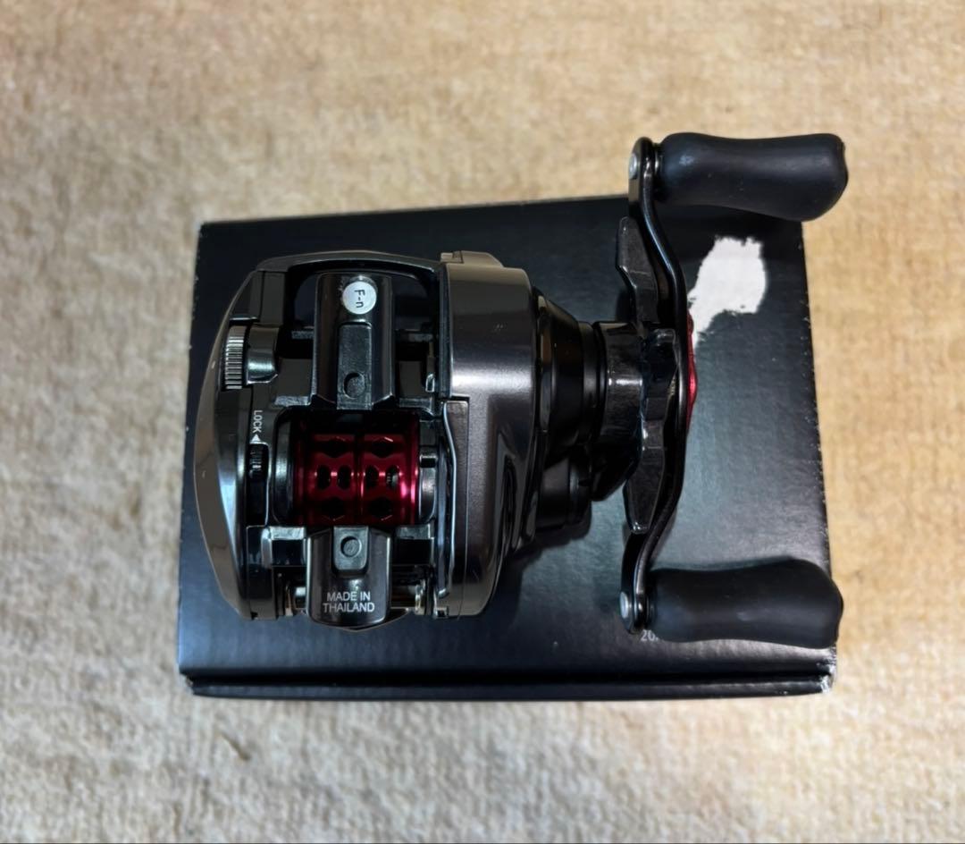 【美品】ダイワ　アルファスAIR TW 8.6L