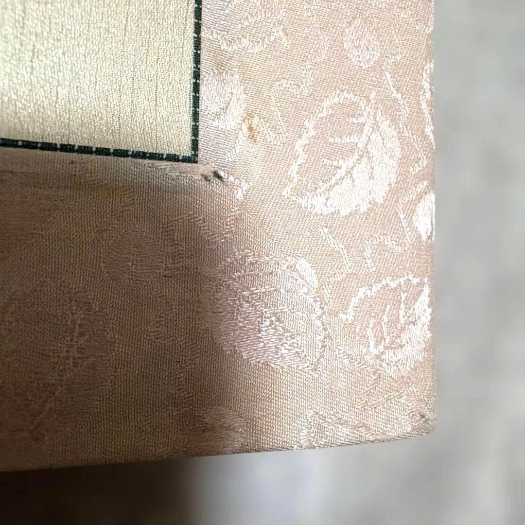 【最高級】朝鮮刺繍 絹糸 手刺繍「梅に小鳥」大成（テソン）銘入り 伝統工芸品