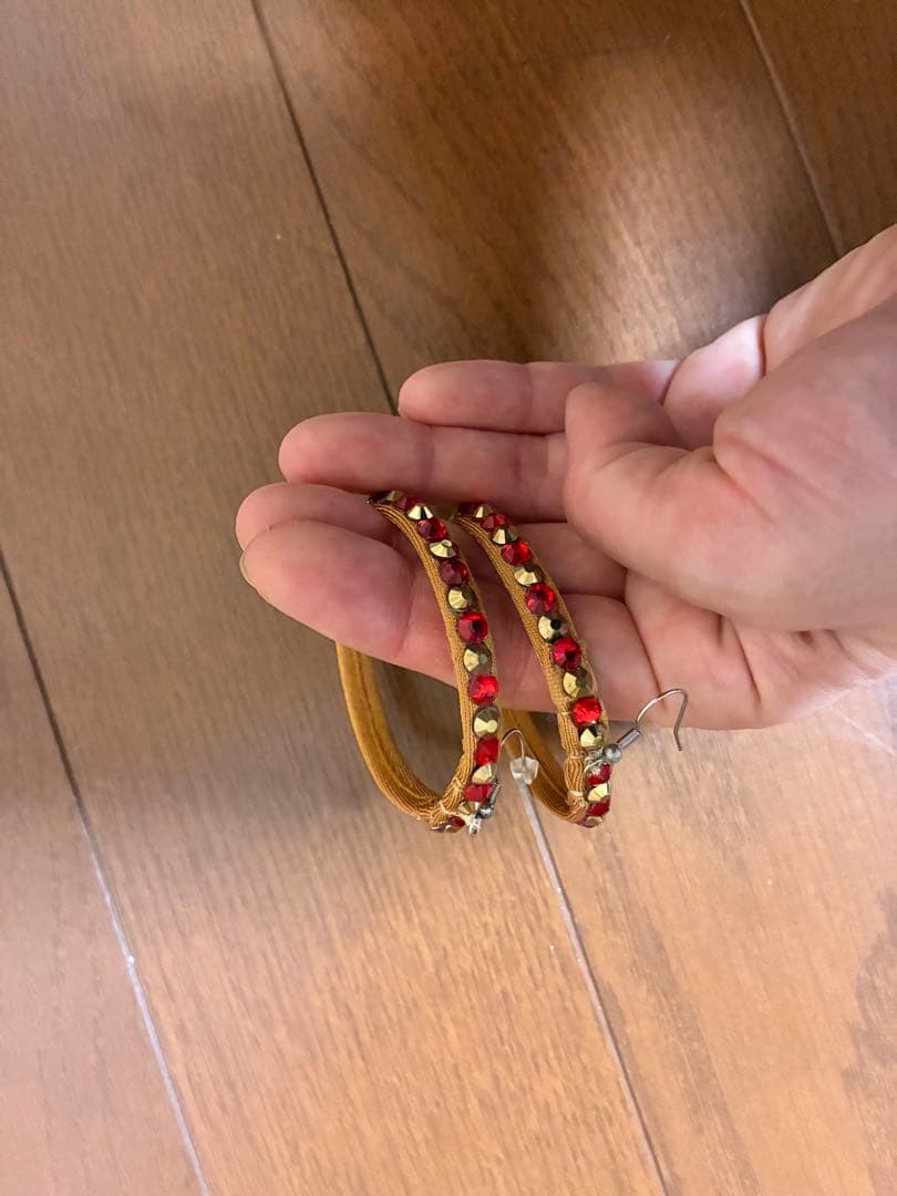 社交ダンス　ベロア生地のスタンダードモダンドレスとフロートとアクセサリー