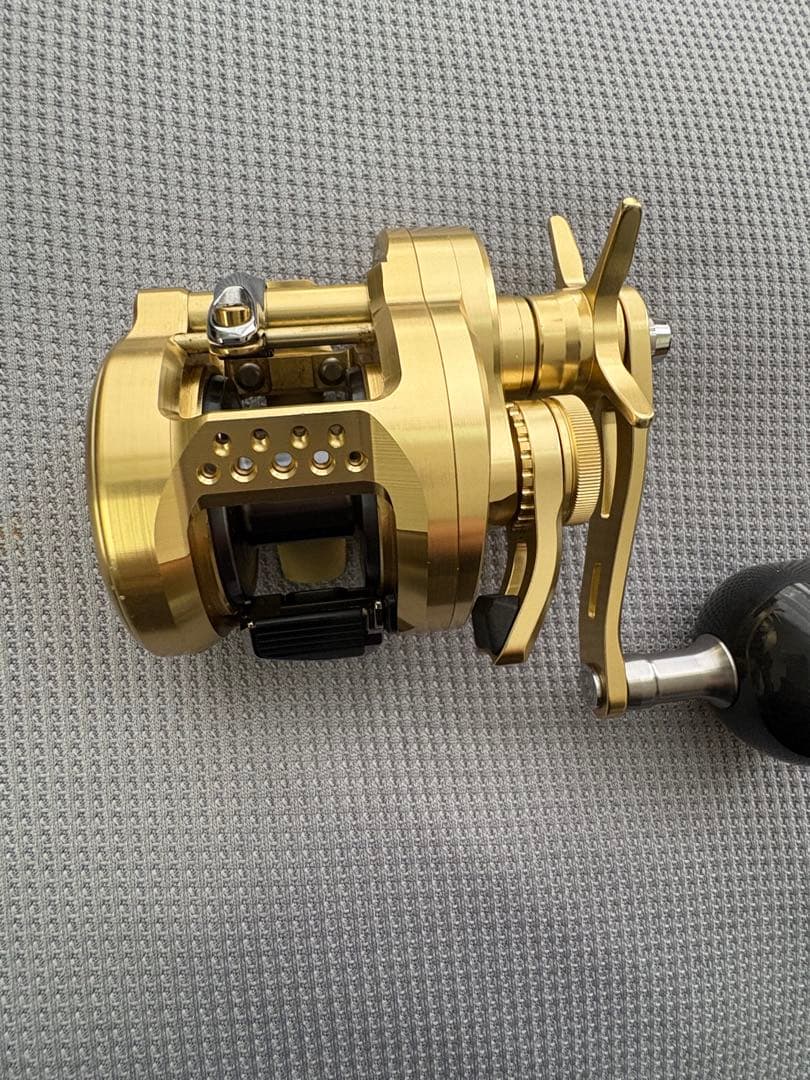 23 オシアコンクエスト　200HG 右ハンドル