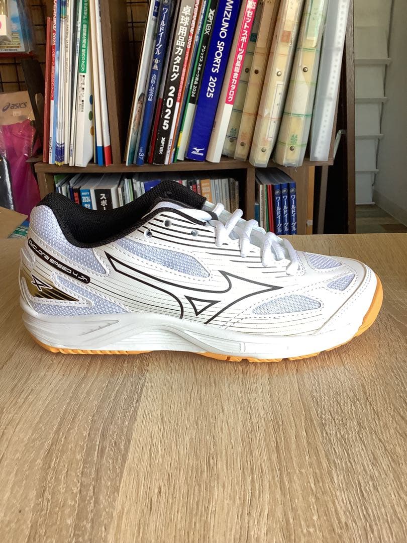 MIZUNO ジュニア バレーボールシューズ 22.5㎝ サイクロンスピード4