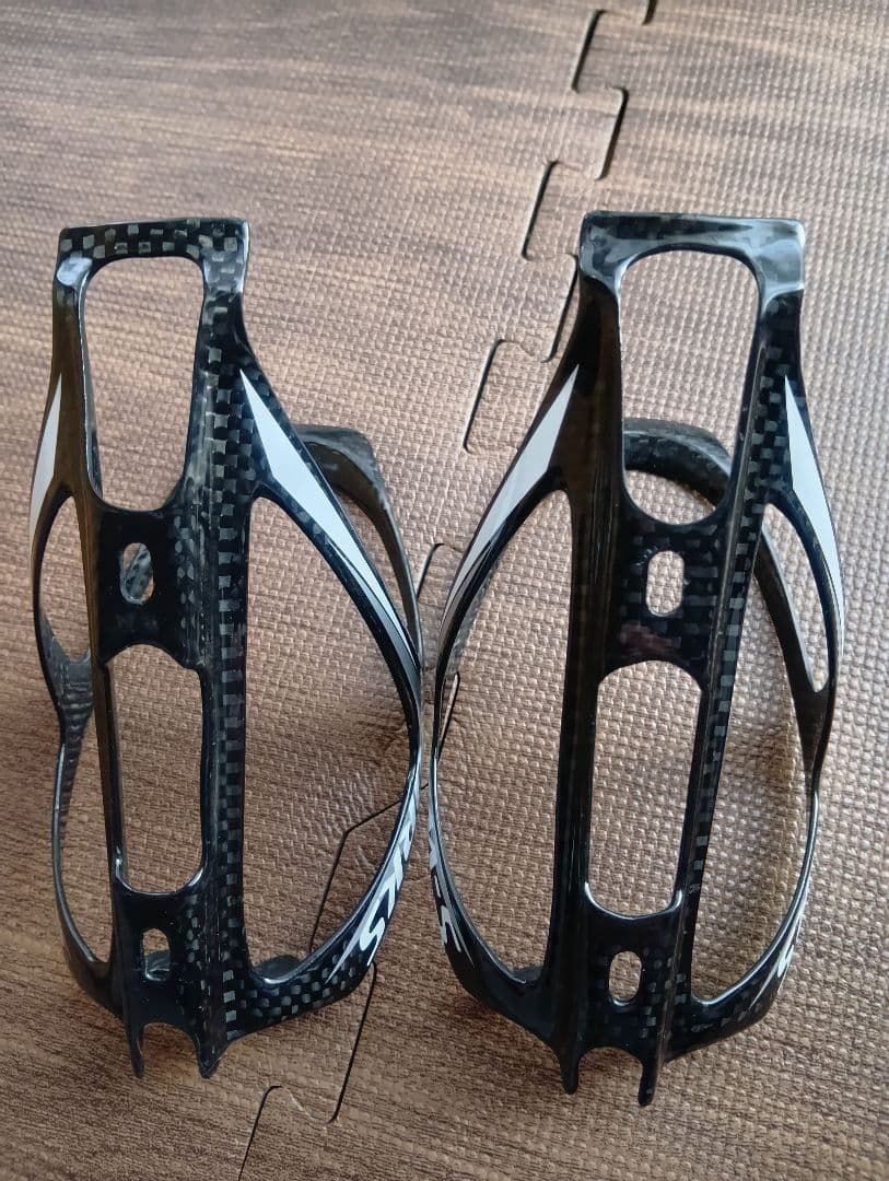 S-WORKS カーボン　ボトルケージ　2個セット　24~25g