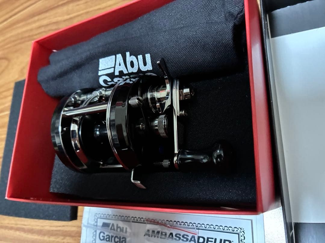 アブガルシア　アンバサダー 5500C ファクトリーチューンド　右ハンドル