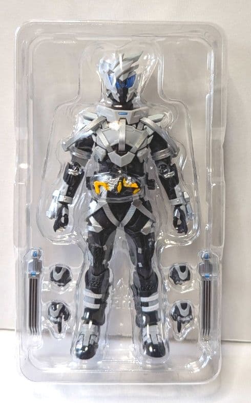 【最終値下げ】S.H.フィギュアーツ 仮面ライダー雷＆仮面ライダー亡