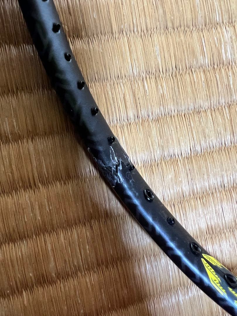 （ジャンク品）ヨネックスボルトリックジーフォース2 リンダンモデル