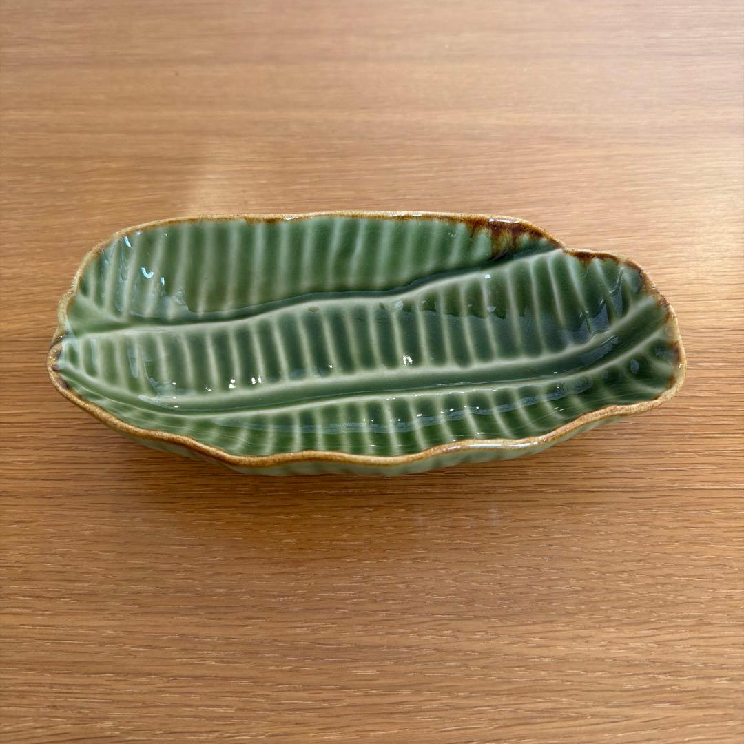 【バリ島購入】JENGGALA 葉っぱモチーフ 食器セット 4点まとめ売り
