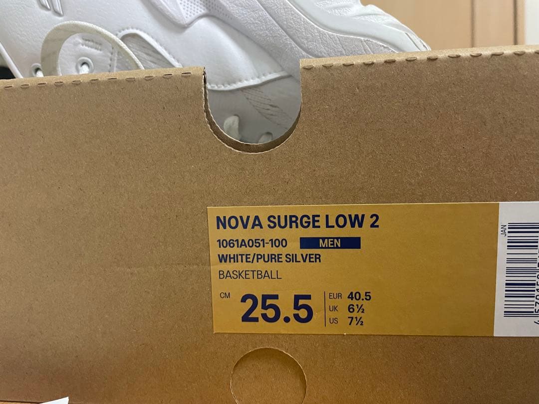 ASICS NOVA SURGE LOW 2 25.5cm ホワイト