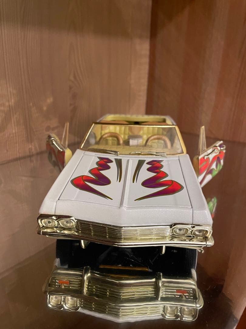 HOT WHEELS 1/18 1965 シボレー インパラ ローライダー