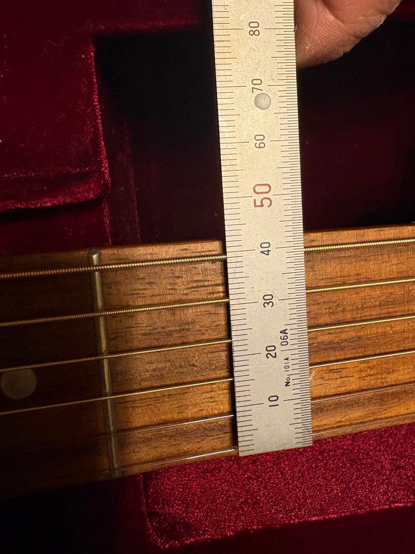 Gibson J-45スタンダード+ セミハードケース付