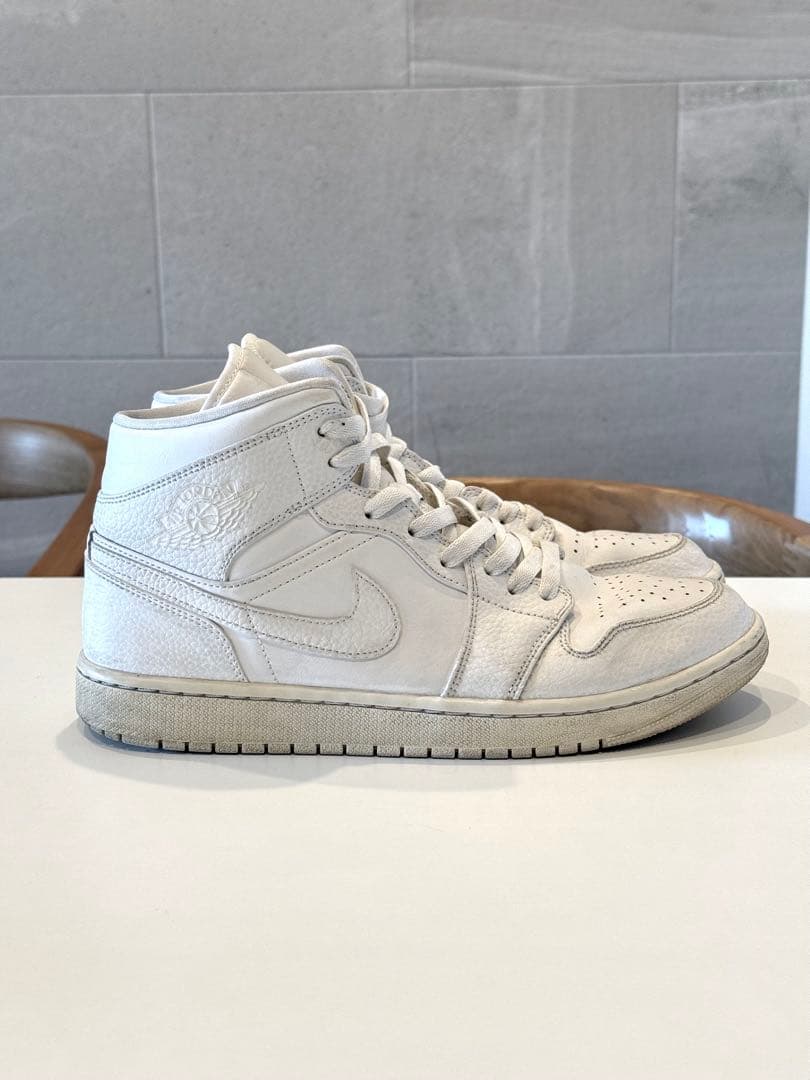 Nike Air Jordan 1 ホワイト MID