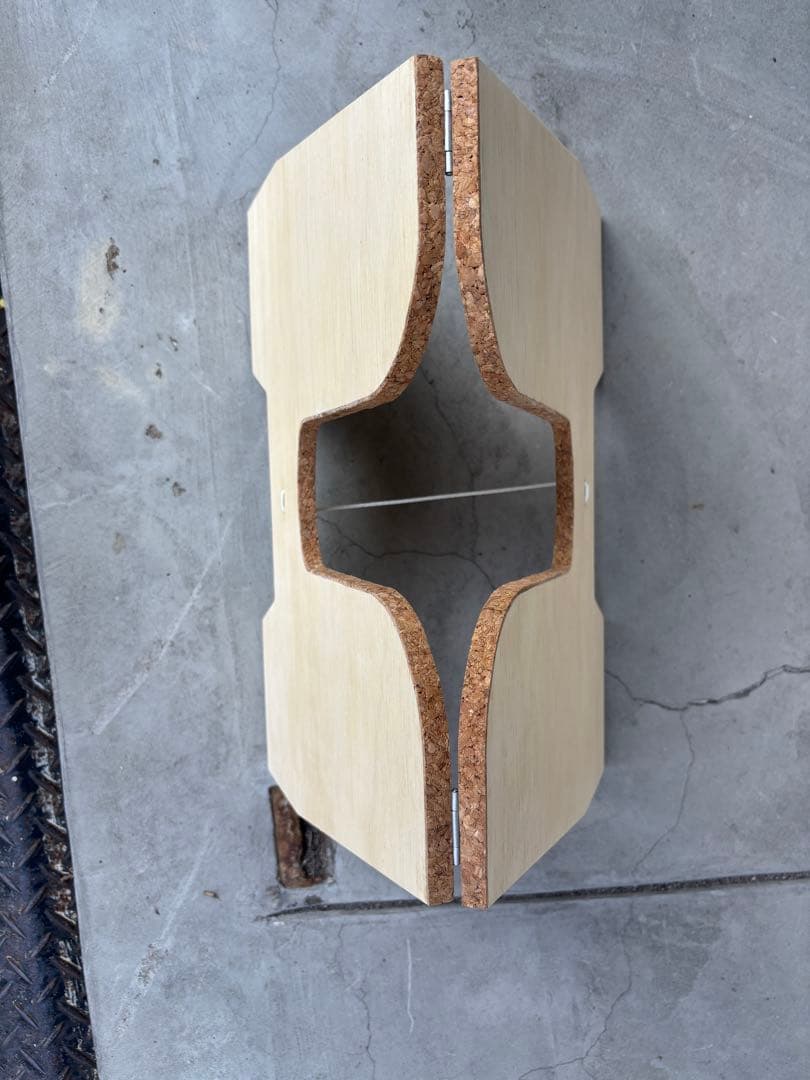 サーフィン・ボディボード BREAD surfboard stand.