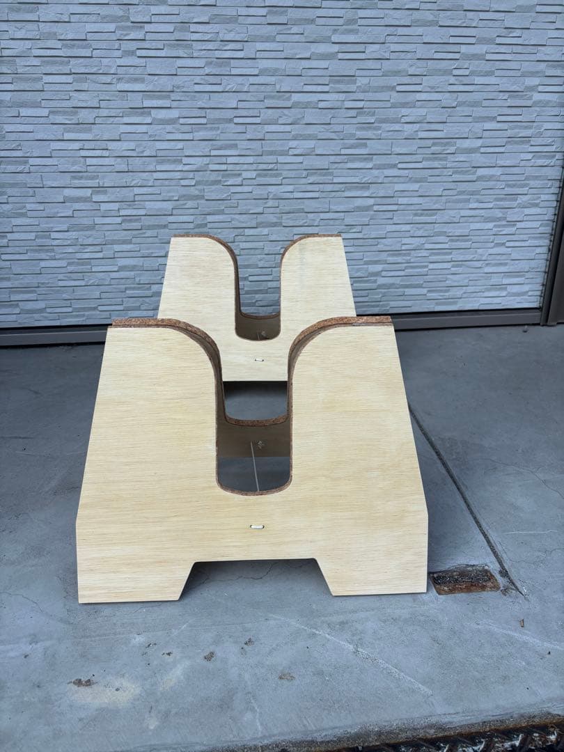 サーフィン・ボディボード BREAD surfboard stand.