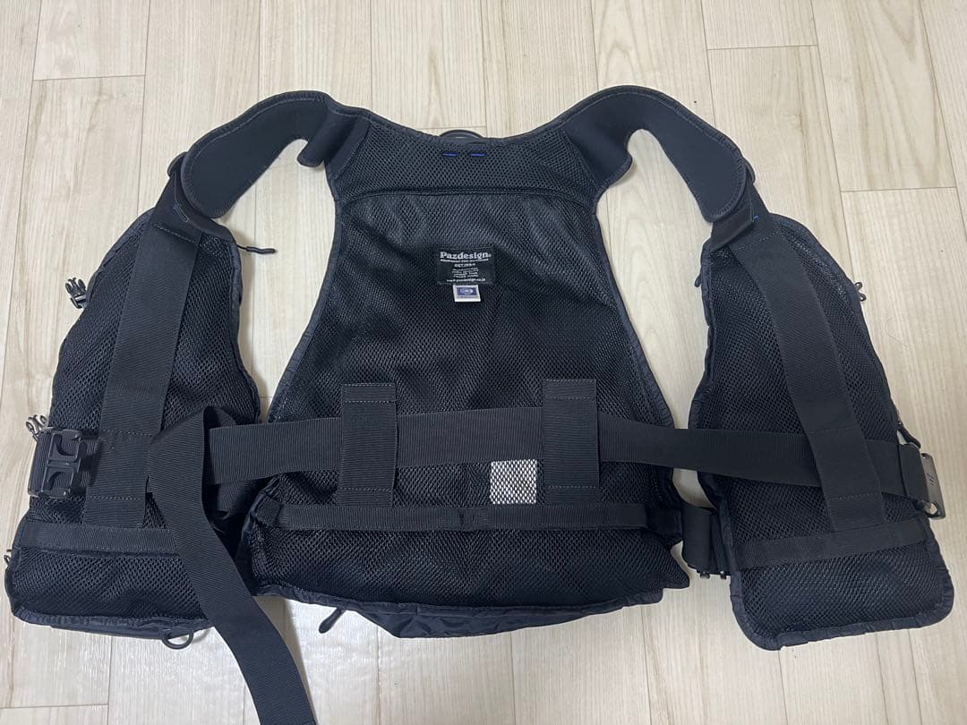 COREMAN×Pazdesignスーパーライトベスト　コラボ　美品