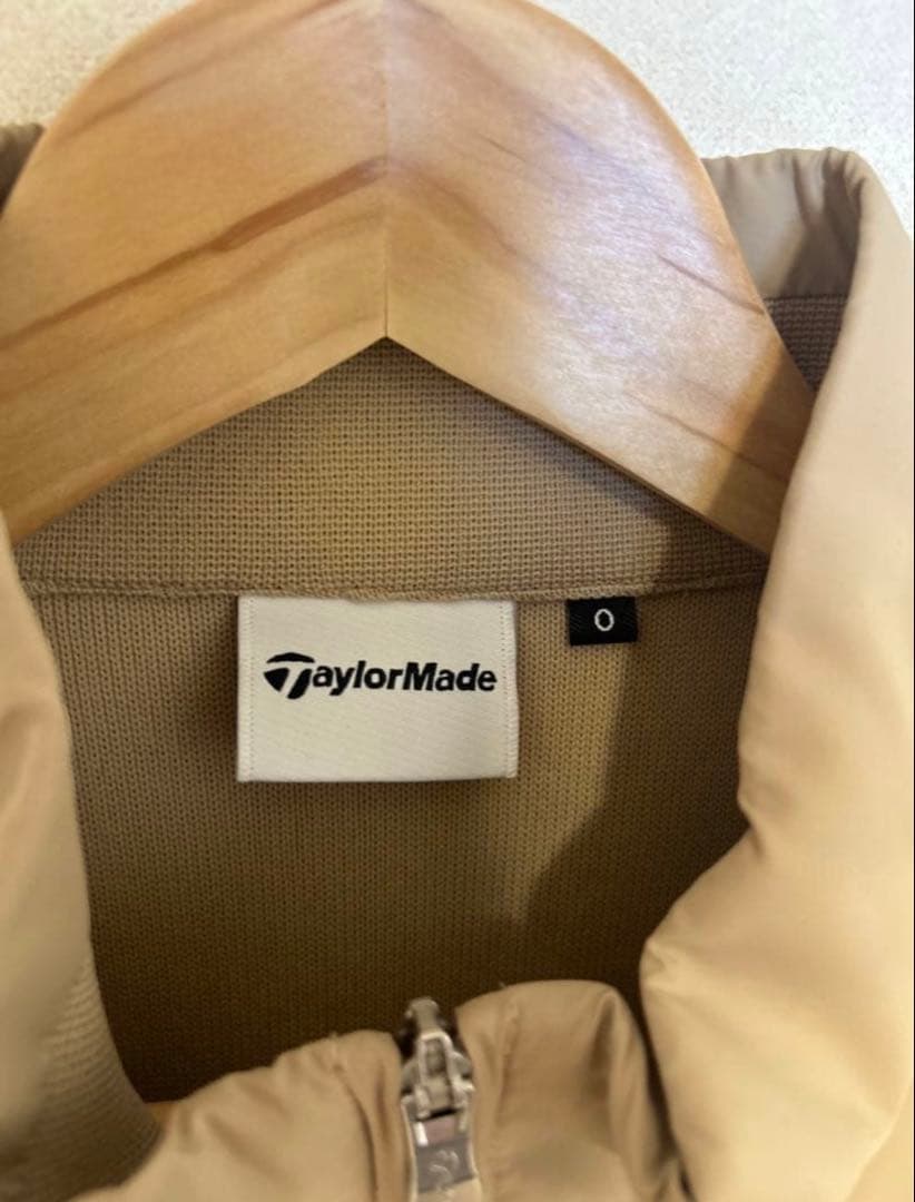 TaylorMade ベージュウォームライニングフルジップセーター UN363