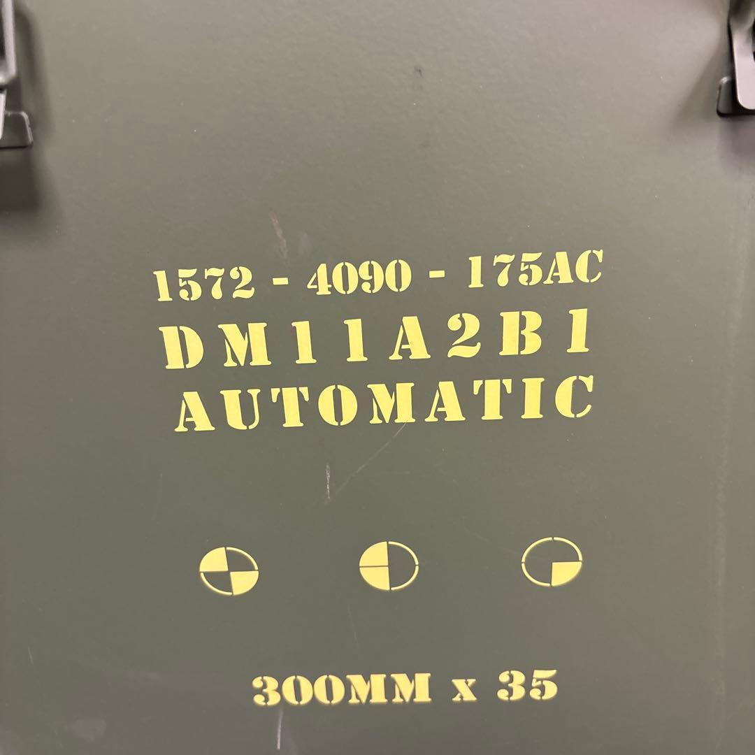 DM11A2B1 AUTOMATIC 300MM x35 弾薬箱 レコードケース