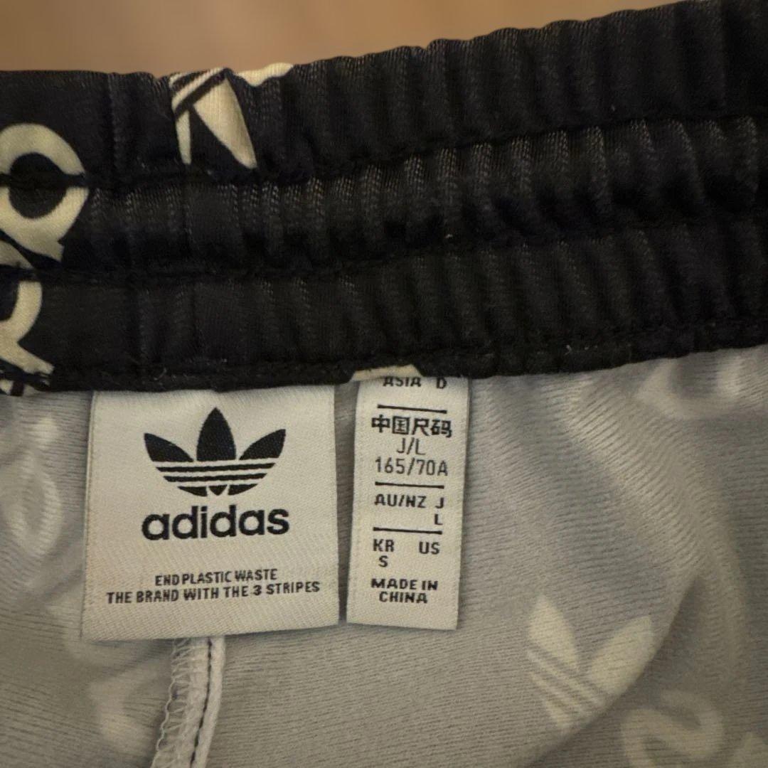 adidas 総柄　トラックパンツ　サイドスナップ
