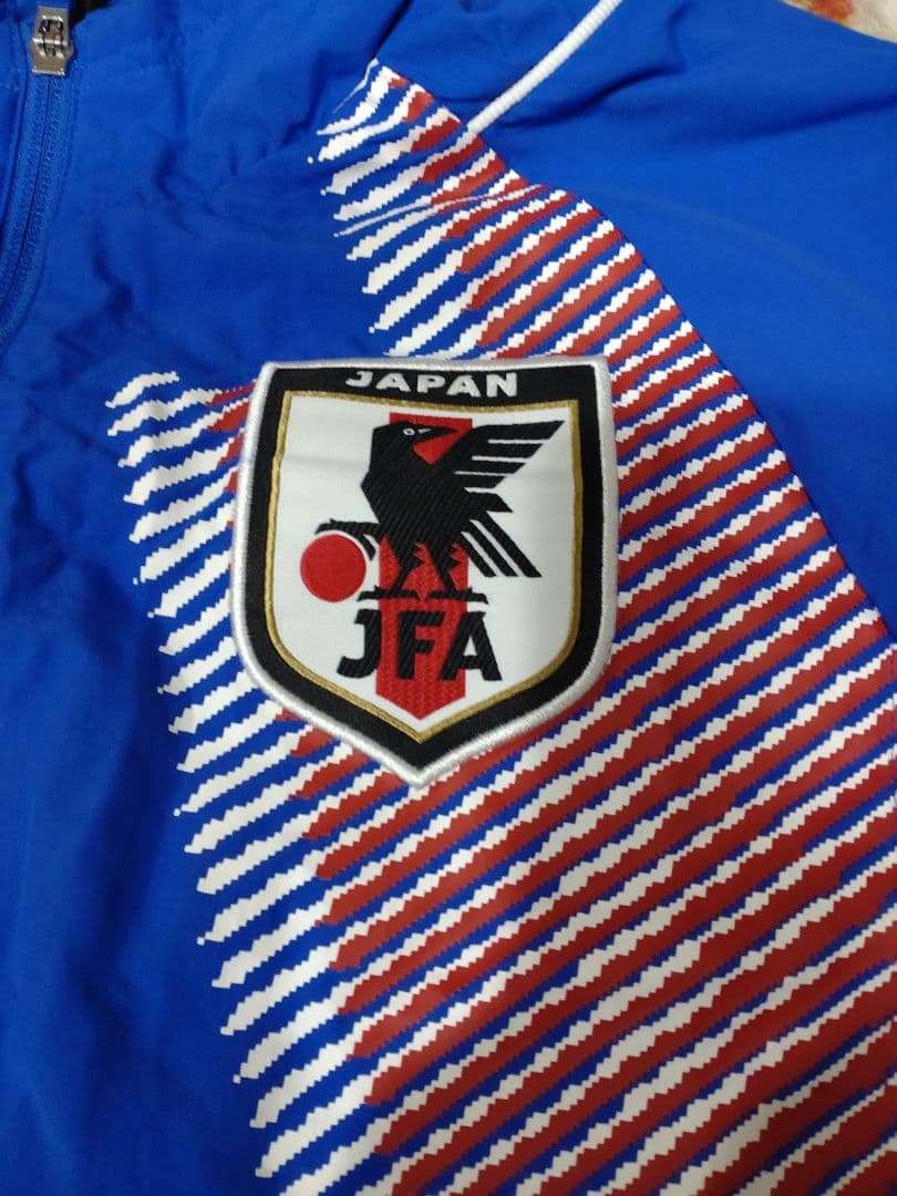 【8】adidas 日本サッカー ピステ ウィンドブレーカー