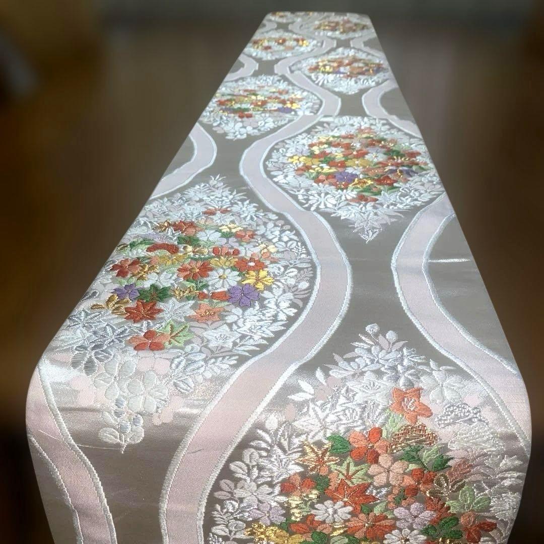table runner 「華立涌」　帯リメイク　正絹　長尺