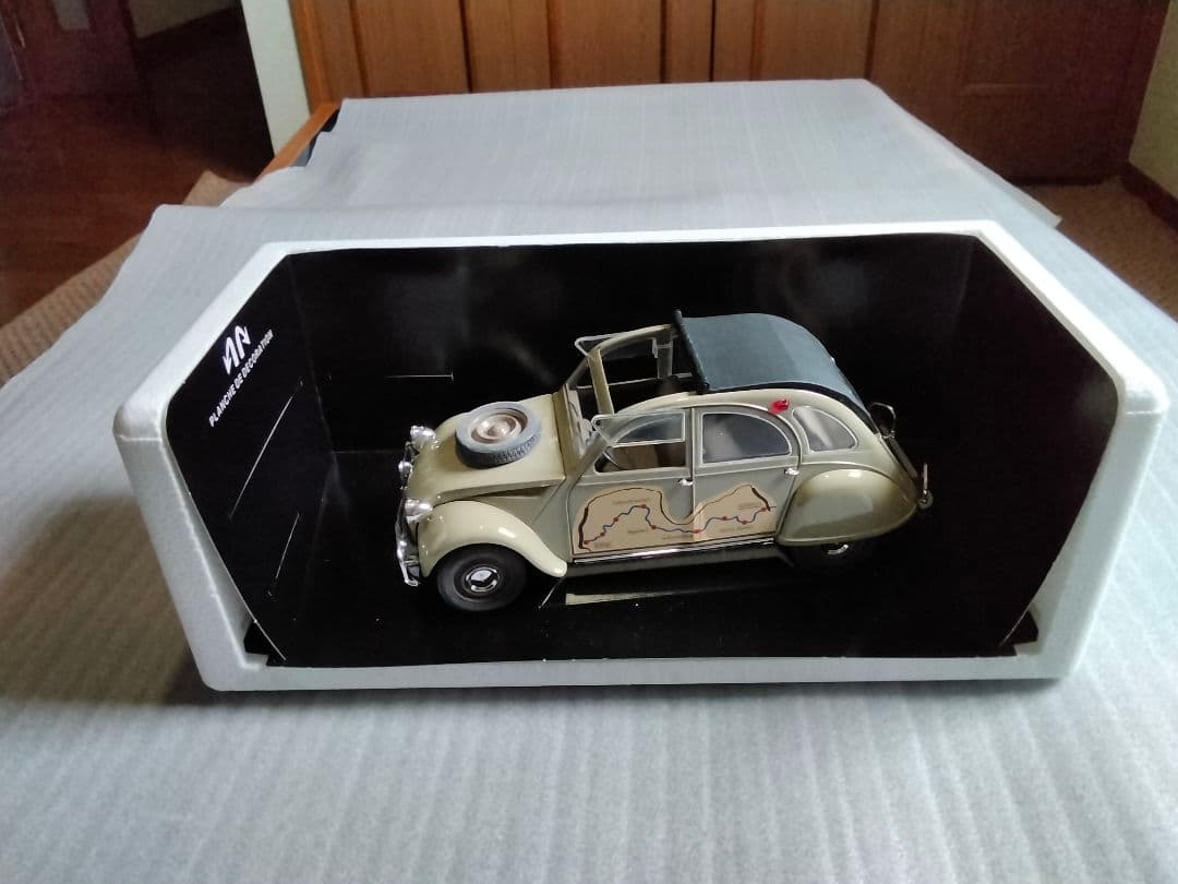 CITROEN 2CV(1966)　サファリ柄　SOLID　箱あり