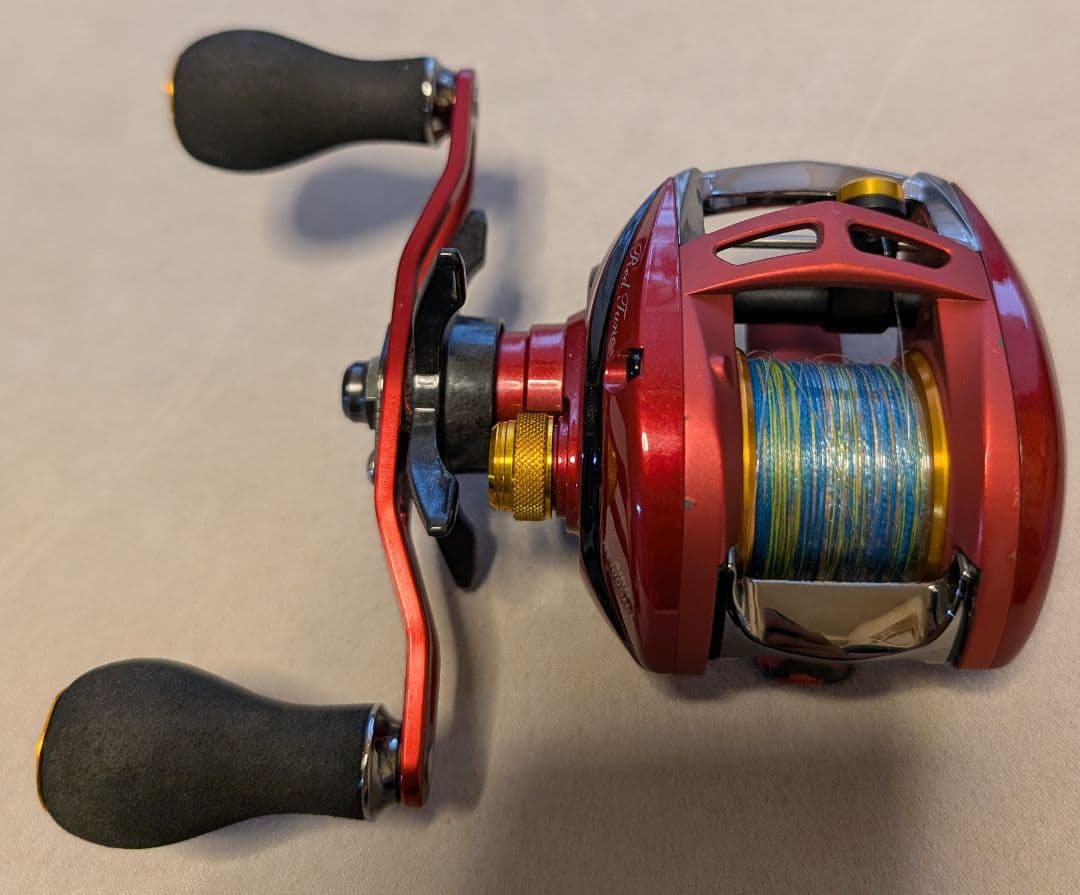 ■中古美品 ダイワ エアド レッドチューン 100SH-L 超軽量145g