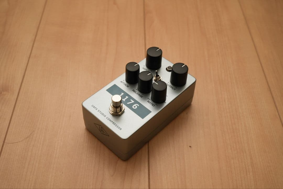 Universal Audio UAFX 1176 コンプレッサー
