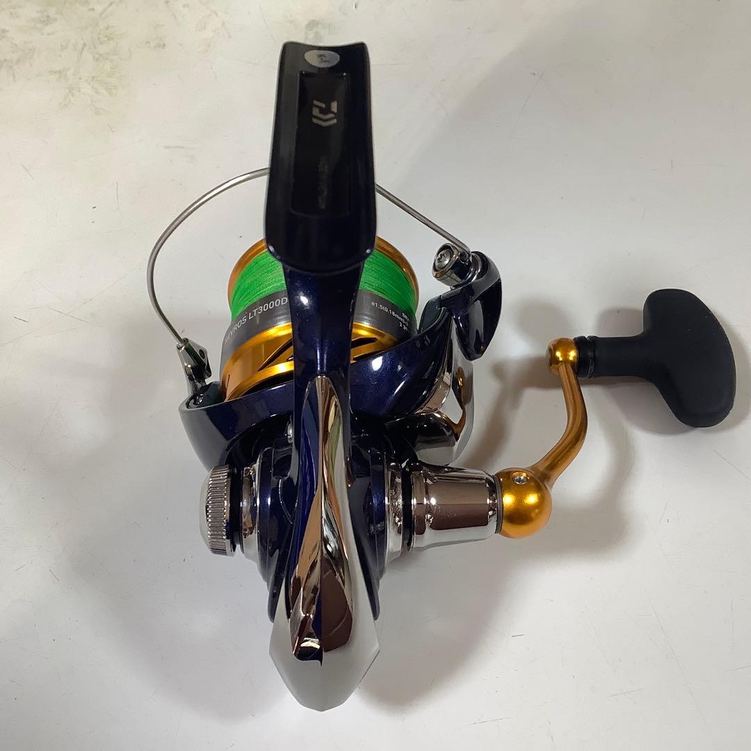 美品 DAIWA REVROS LT3000D-C ダイワ 24レブロス