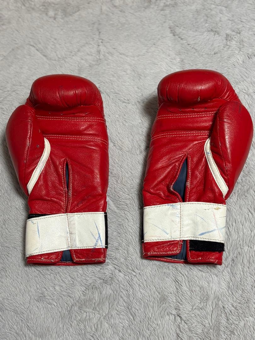 Winning ボクシンググローブ 12 oz 赤