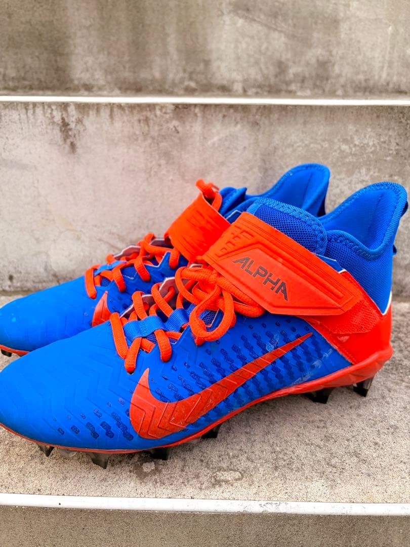 アメフト海外限定 Nike Alpha Menace Pro 2 MID